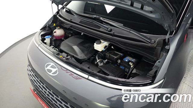 Hyundai Staria 2023 — photo 6