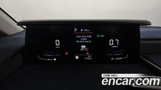 Hyundai Staria 2023 — photo 8