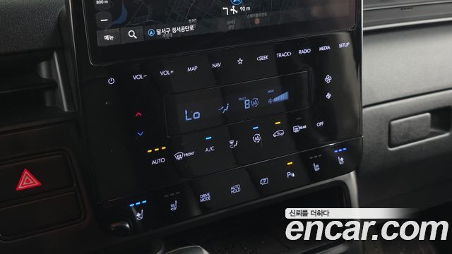 Hyundai Staria 2023 — photo 18