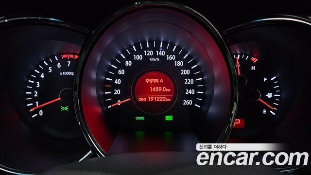 Kia K5 2012 — photo 8