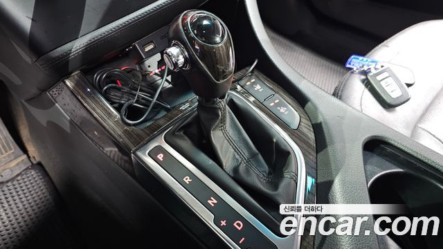 Kia K5 2012 — photo 9