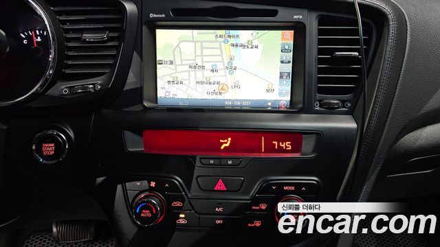 Kia K5 2012 — photo 14