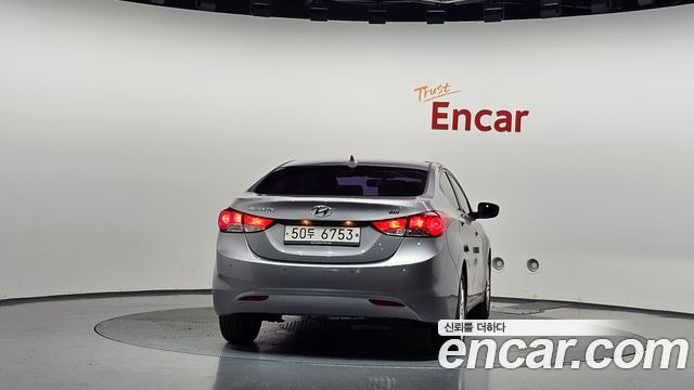 Hyundai AVANTE 2014 — photo 4