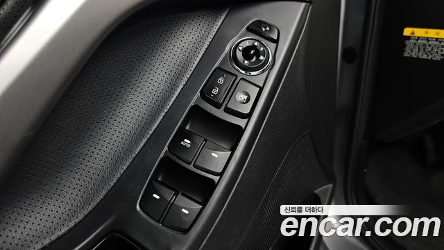 Hyundai AVANTE 2014 — photo 28