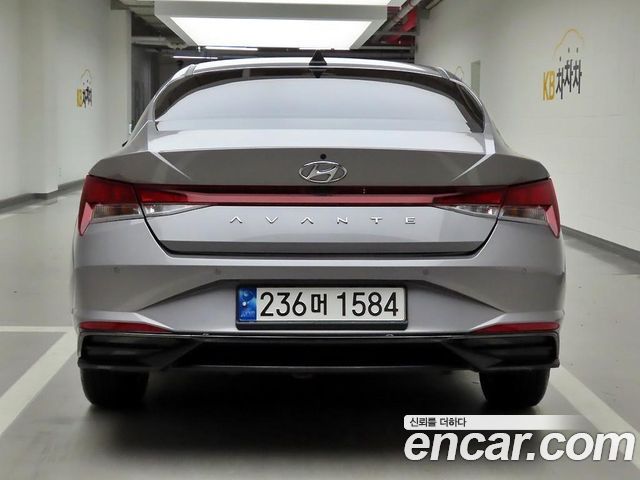 Hyundai AVANTE 2023 — photo 3