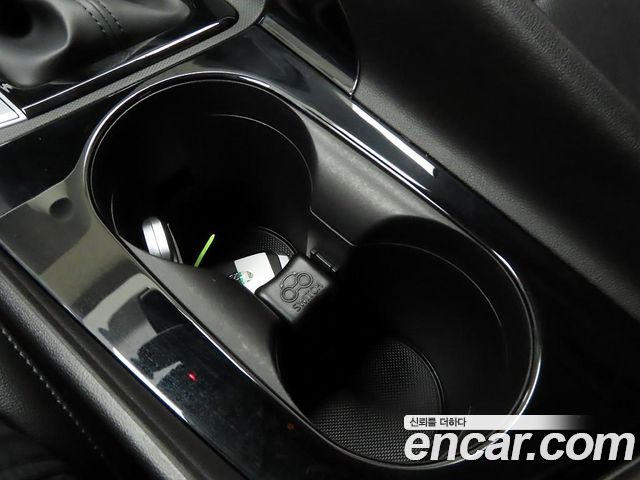 Hyundai AVANTE 2023 — photo 12