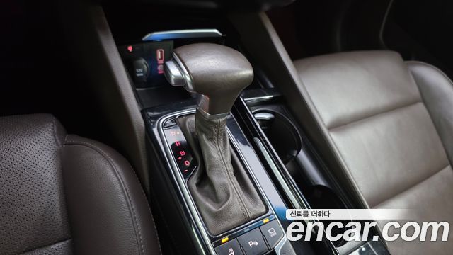 Kia K7 2019 — photo 9