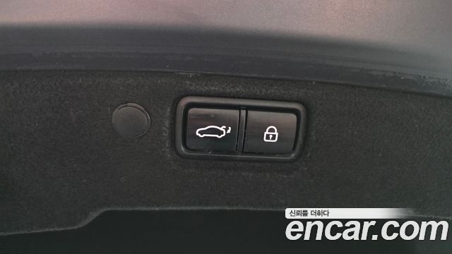 Kia K7 2019 — photo 20