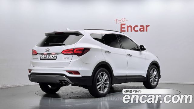 Hyundai Santafe 2017 — photo 2