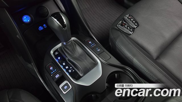 Hyundai Santafe 2017 — photo 9