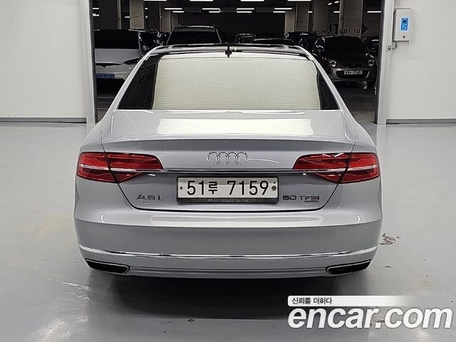 Audi A8 2015 — photo 3