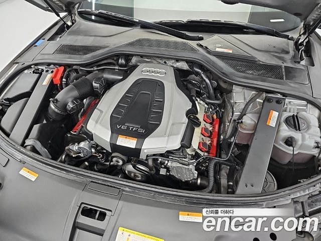 Audi A8 2015 — photo 5