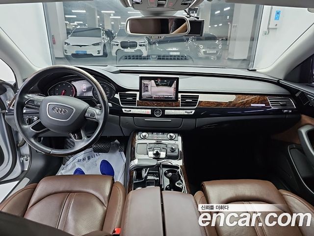 Audi A8 2015 — photo 7