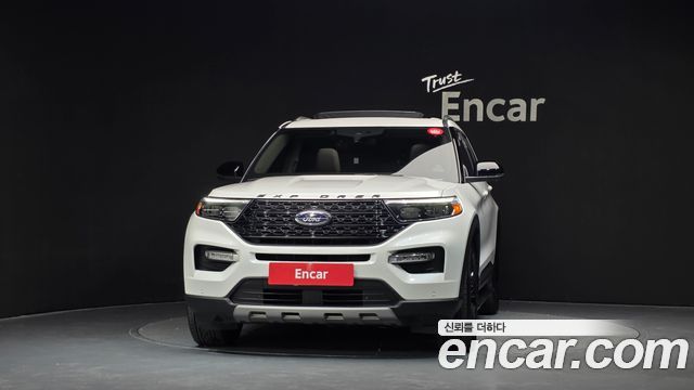 Ford Explorer 2021 — photo 3
