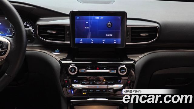 Ford Explorer 2021 — photo 34