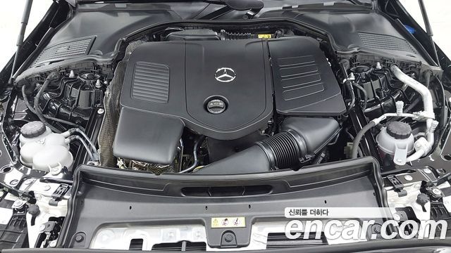 Mercedes-Benz C-Class 2026 — photo 6