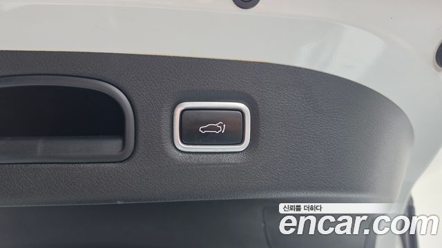 Kia Stinger 2019 — photo 25