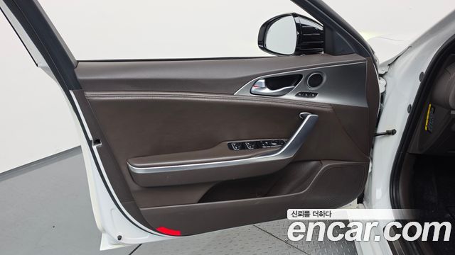 Kia Stinger 2019 — photo 14