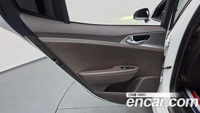 Kia Stinger 2019 — photo 15