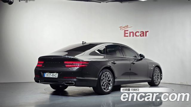 Genesis G80 2022 — photo 2