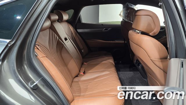 Genesis G80 2022 — photo 17