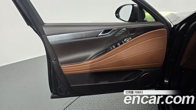 Genesis G80 2022 — photo 14
