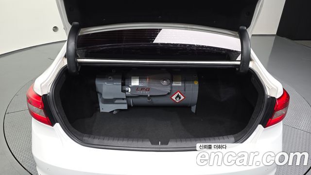 Hyundai Sonata 2015 — photo 20
