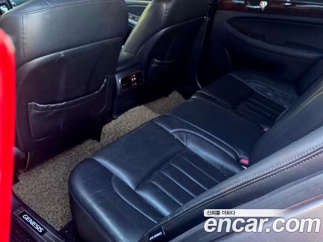 Hyundai Genesis 2010 — photo 10