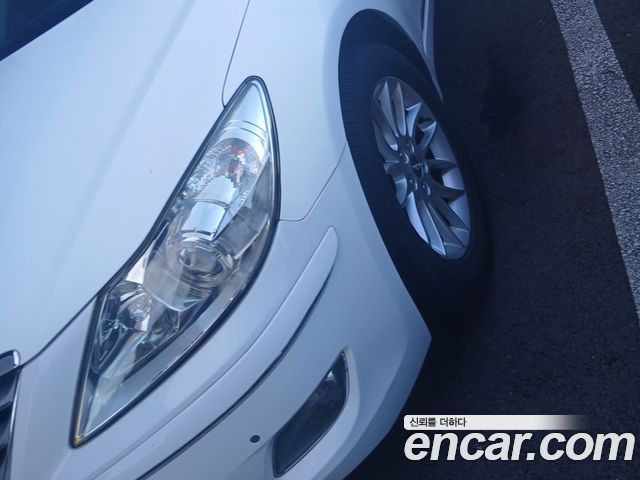 Hyundai Genesis 2010 — photo 15