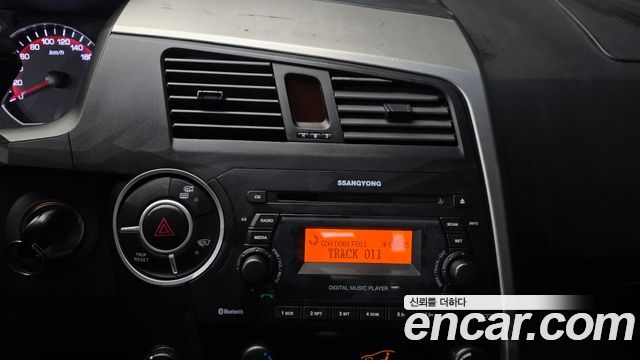KG Mobility KORANDO 2012 — photo 14