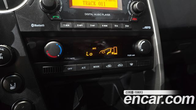 KG Mobility KORANDO 2012 — photo 15