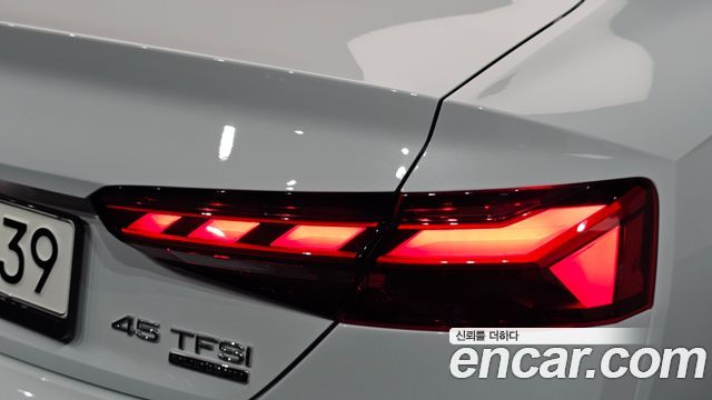 Audi A5 2020 — photo 9