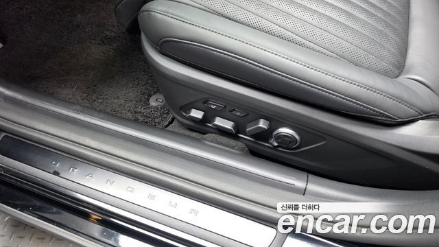 Hyundai Grandeur 2025 — photo 33