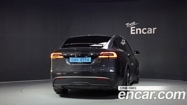 Tesla Model X 2024 — photo 4