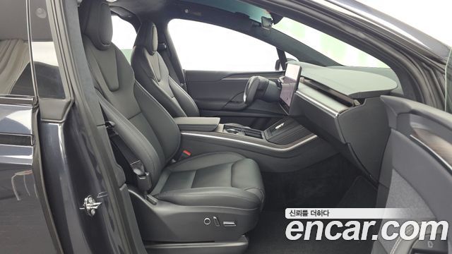 Tesla Model X 2024 — photo 11