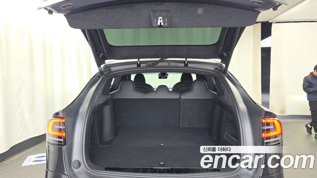 Tesla Model X 2024 — photo 20
