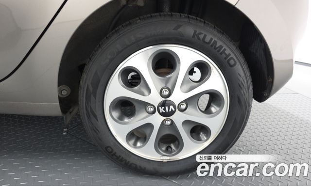 Kia morning 2012 — photo 7