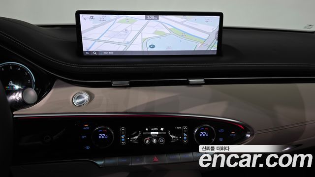 Genesis GV70 2023 — photo 18