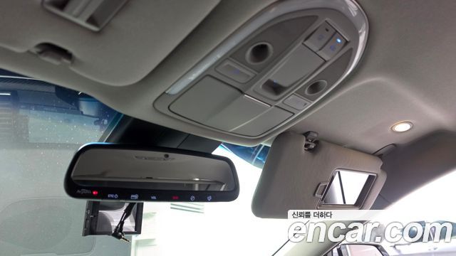 Hyundai Genesis 2016 — photo 25