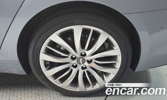 Hyundai Genesis 2016 — photo 7