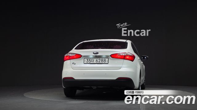 Kia K3 2015 — photo 4