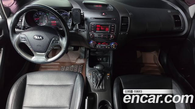 Kia K3 2015 — photo 7