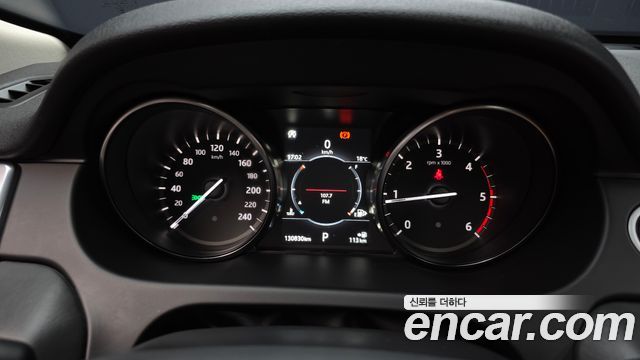 Land Rover Discovery Sport 2018 — photo 11