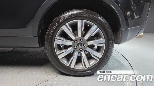 Land Rover Discovery Sport 2018 — photo 7