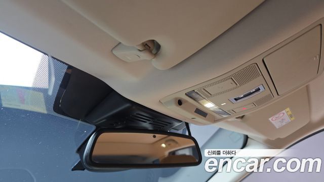Land Rover Discovery Sport 2018 — photo 27