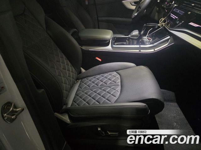 Audi Q8 2026 — photo 6