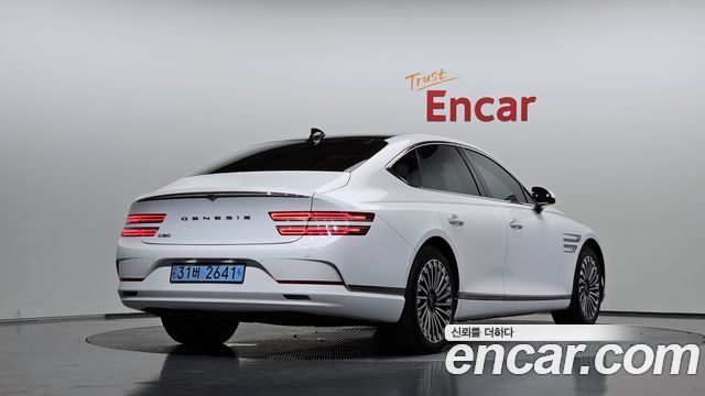 Genesis G80 2022 — photo 2