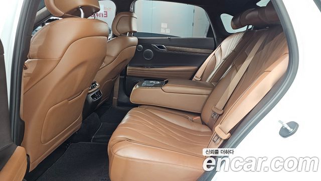Genesis G80 2022 — photo 18