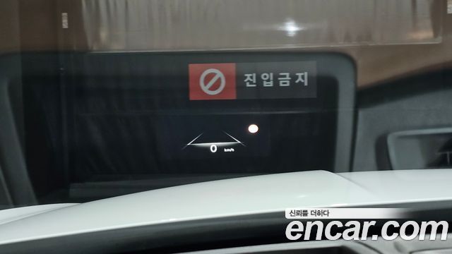 Genesis G80 2022 — photo 26