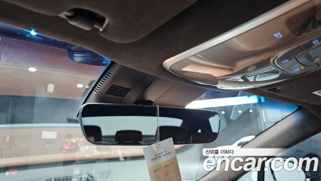 Genesis G80 2022 — photo 28